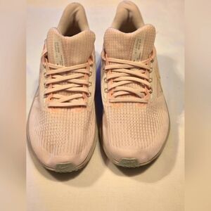 Size 9.5 - Nike Air Zoom Pegasus 39 Light Soft Pink W